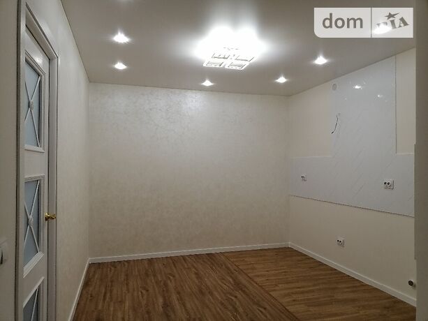 Продаж двокімнатної квартири в Тернополі, на вул. Київська, район Бам фото 1 Продаж двокімнатної квартири в Тернополі, на вул. Київська, район Бам фото 1