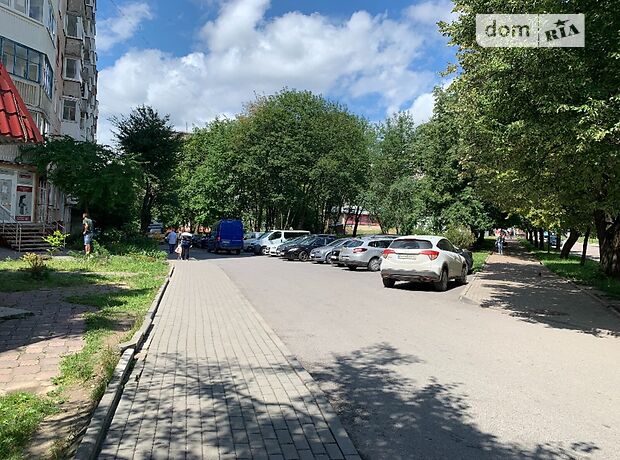Продаж однокімнатної квартири в Тернополі, на вул. Київська 18, район Бам фото 1 Продаж однокімнатної квартири в Тернополі, на вул. Київська 18, район Бам фото 1