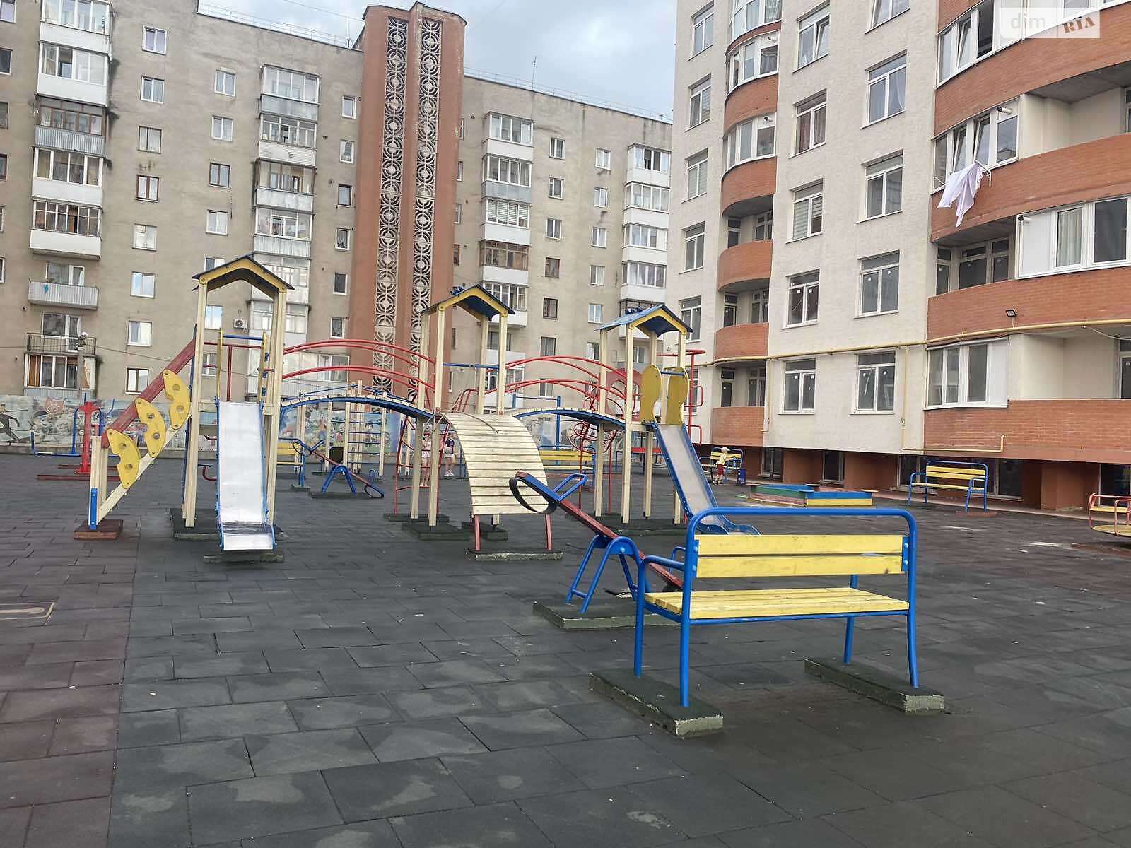 Продаж двокімнатної квартири в Тернополі, на вул. Київська, район Бам фото 1 Продаж двокімнатної квартири в Тернополі, на вул. Київська, район Бам фото 1