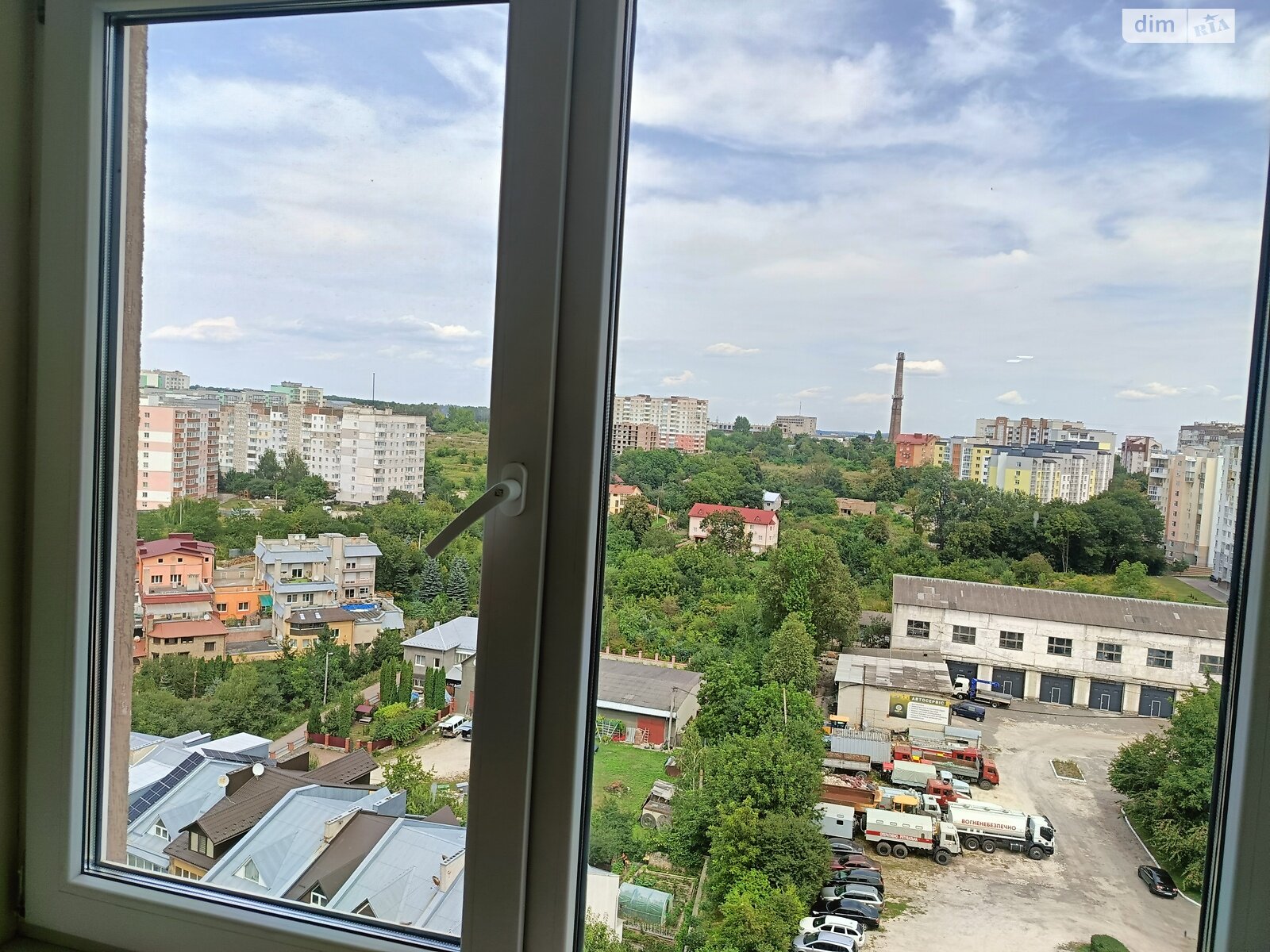 Продаж двокімнатної квартири в Тернополі, на вул. Київська 9Г, район Бам фото 1 Продаж двокімнатної квартири в Тернополі, на вул. Київська 9Г, район Бам фото 1