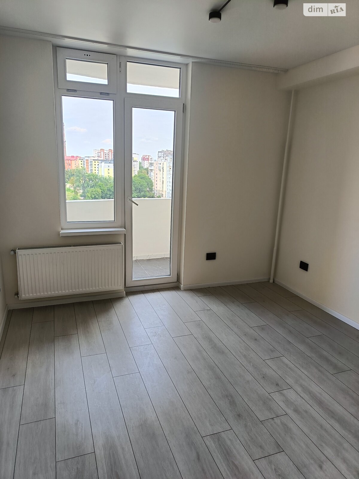Продаж двокімнатної квартири в Тернополі, на вул. Київська 9Г, район Бам фото 1 Продаж двокімнатної квартири в Тернополі, на вул. Київська 9Г, район Бам фото 1