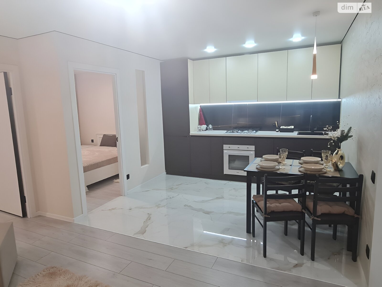 Продаж двокімнатної квартири в Тернополі, на вул. Київська 9Г, район Бам фото 1 Продаж двокімнатної квартири в Тернополі, на вул. Київська 9Г, район Бам фото 1
