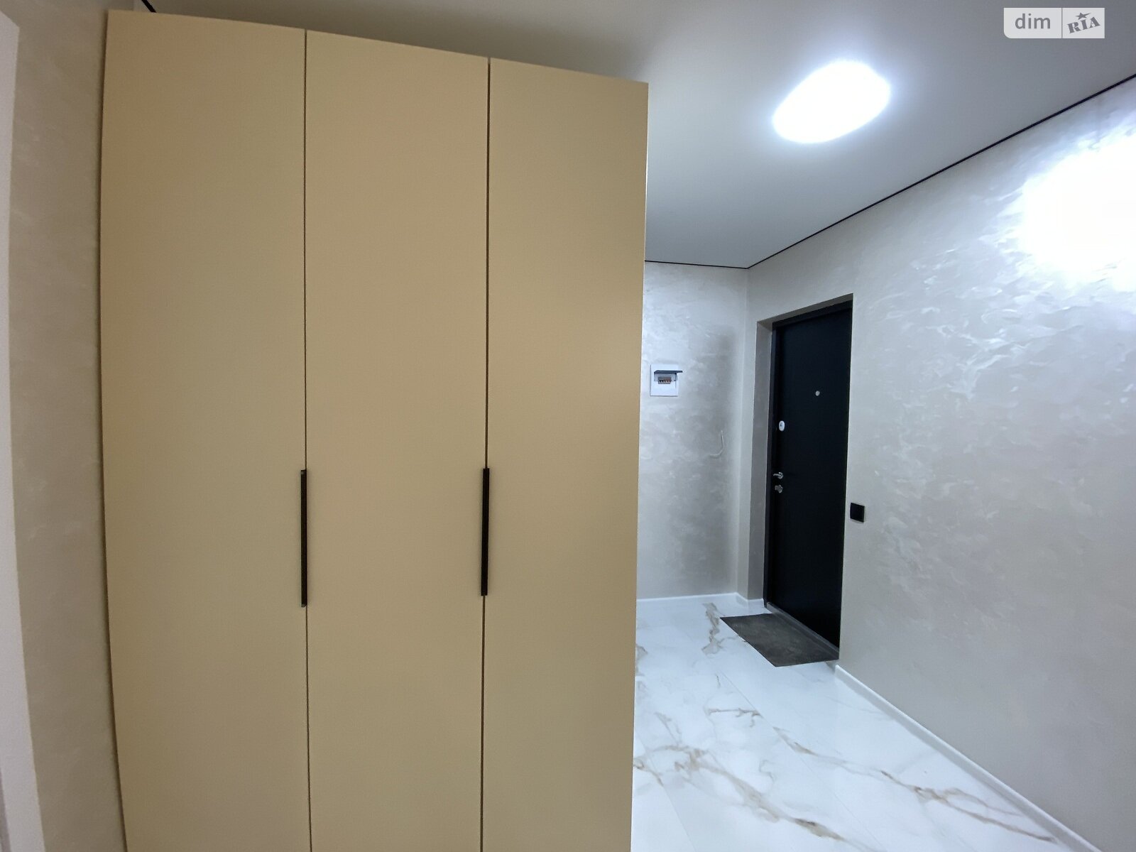 Продаж двокімнатної квартири в Тернополі, на вул. Київська, район Бам фото 1 Продаж двокімнатної квартири в Тернополі, на вул. Київська, район Бам фото 1