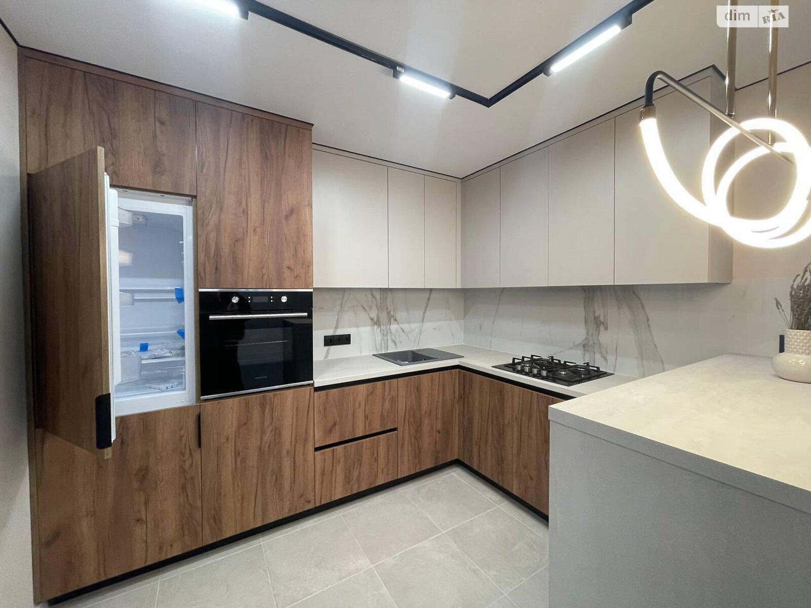 Продаж двокімнатної квартири в Тернополі, на вул. Київська, район Бам фото 1 Продаж двокімнатної квартири в Тернополі, на вул. Київська, район Бам фото 1