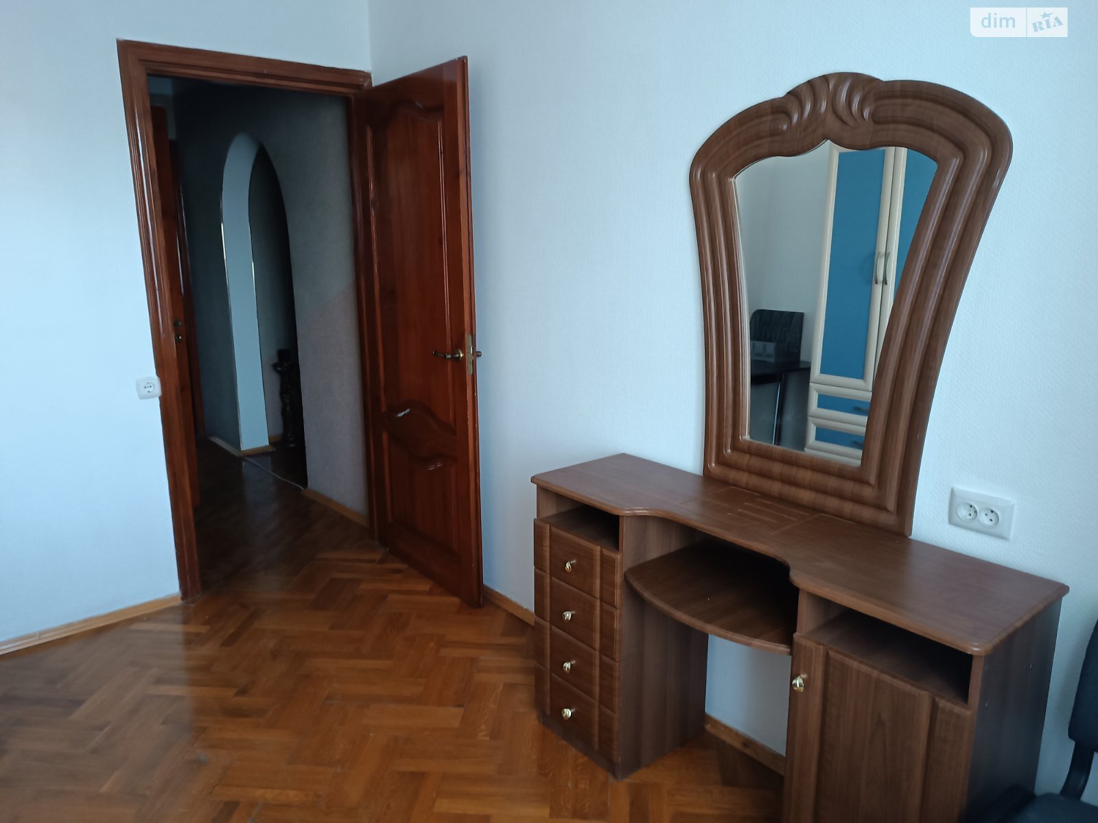 Продаж трикімнатної квартири в Тернополі, на вул. Київська, район Бам фото 1 Продаж трикімнатної квартири в Тернополі, на вул. Київська, район Бам фото 1
