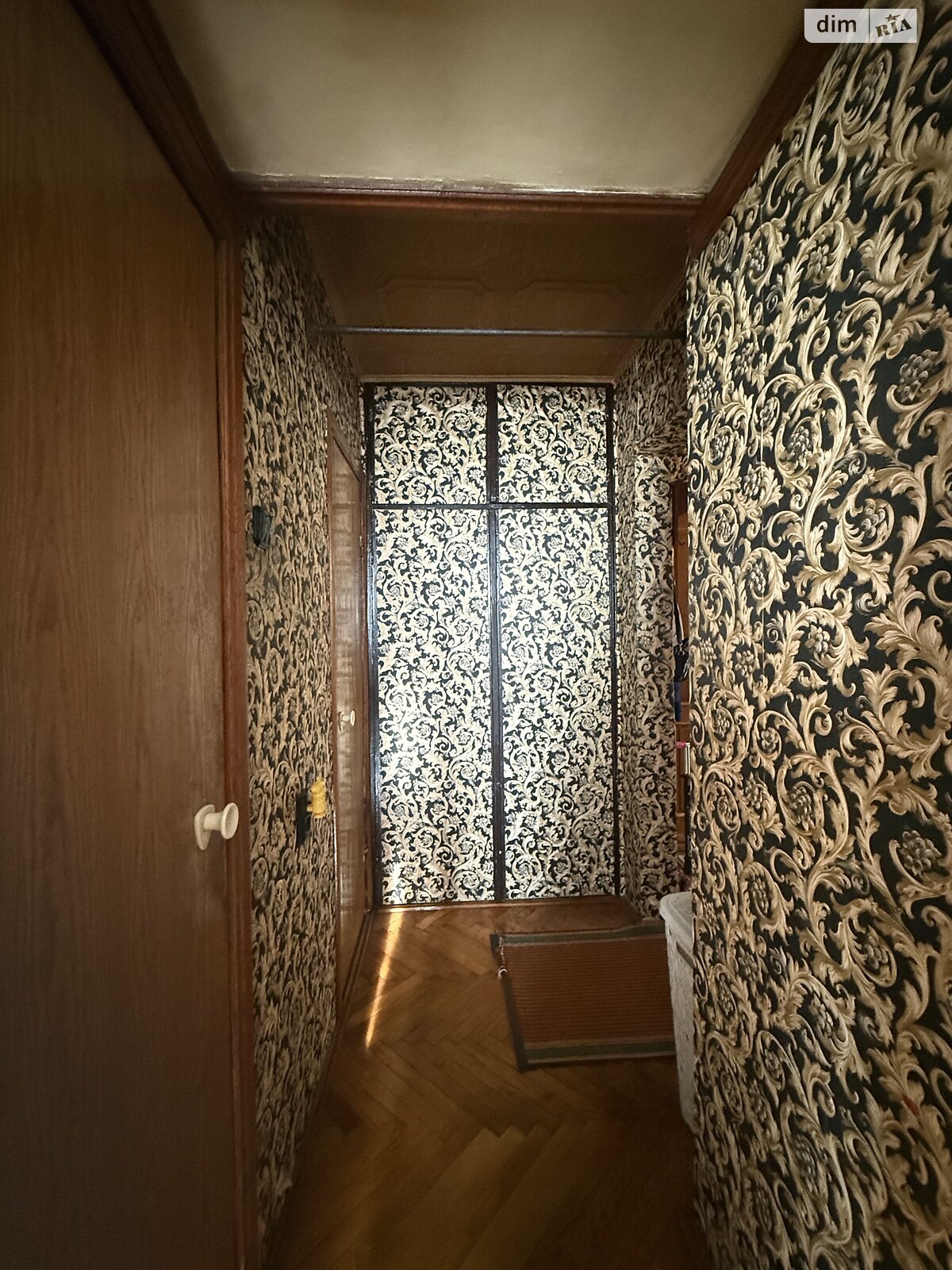 Продажа двухкомнатной квартиры в Тернополе, на ул. Киевская 12, район Бам фото 1 Продажа двухкомнатной квартиры в Тернополе, на ул. Киевская 12, район Бам фото 1