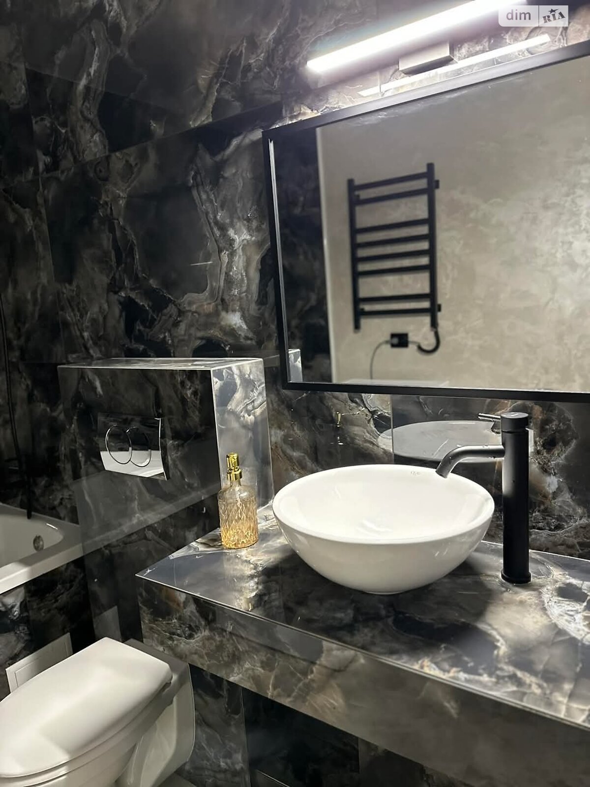 Продаж двокімнатної квартири в Тернополі, на вул. Київська 9Д, район Бам фото 1 Продаж двокімнатної квартири в Тернополі, на вул. Київська 9Д, район Бам фото 1