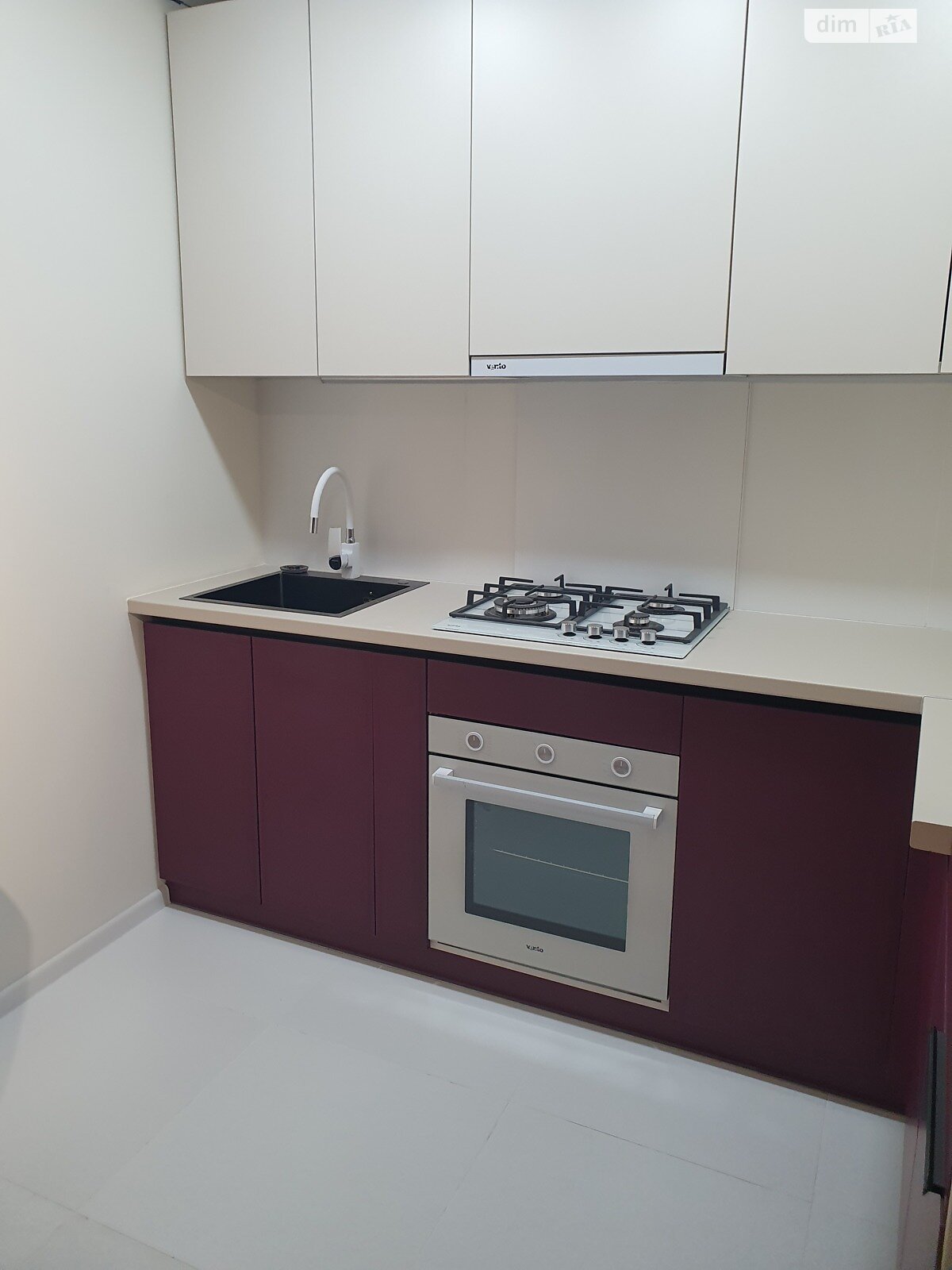 Продаж двокімнатної квартири в Тернополі, на вул. Київська 9Г, район Бам фото 1 Продаж двокімнатної квартири в Тернополі, на вул. Київська 9Г, район Бам фото 1