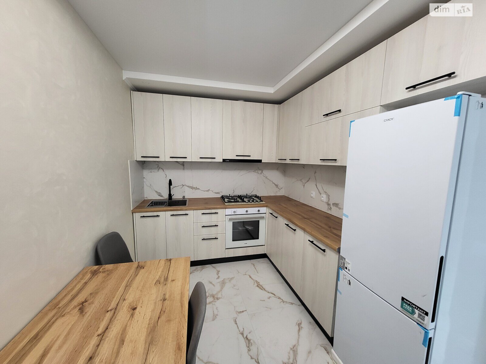 Продажа двухкомнатной квартиры в Тернополе, на ул. Киевская, район Бам фото 1 Продажа двухкомнатной квартиры в Тернополе, на ул. Киевская, район Бам фото 1