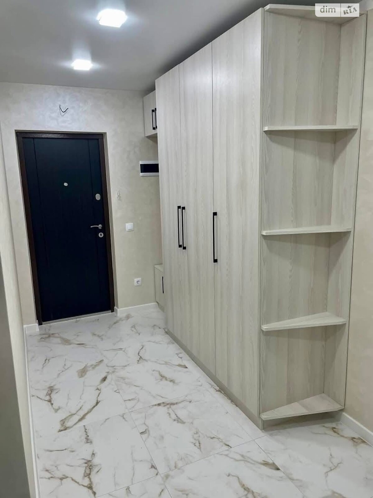 Продаж двокімнатної квартири в Тернополі, на вул. Київська, район Бам фото 1 Продаж двокімнатної квартири в Тернополі, на вул. Київська, район Бам фото 1