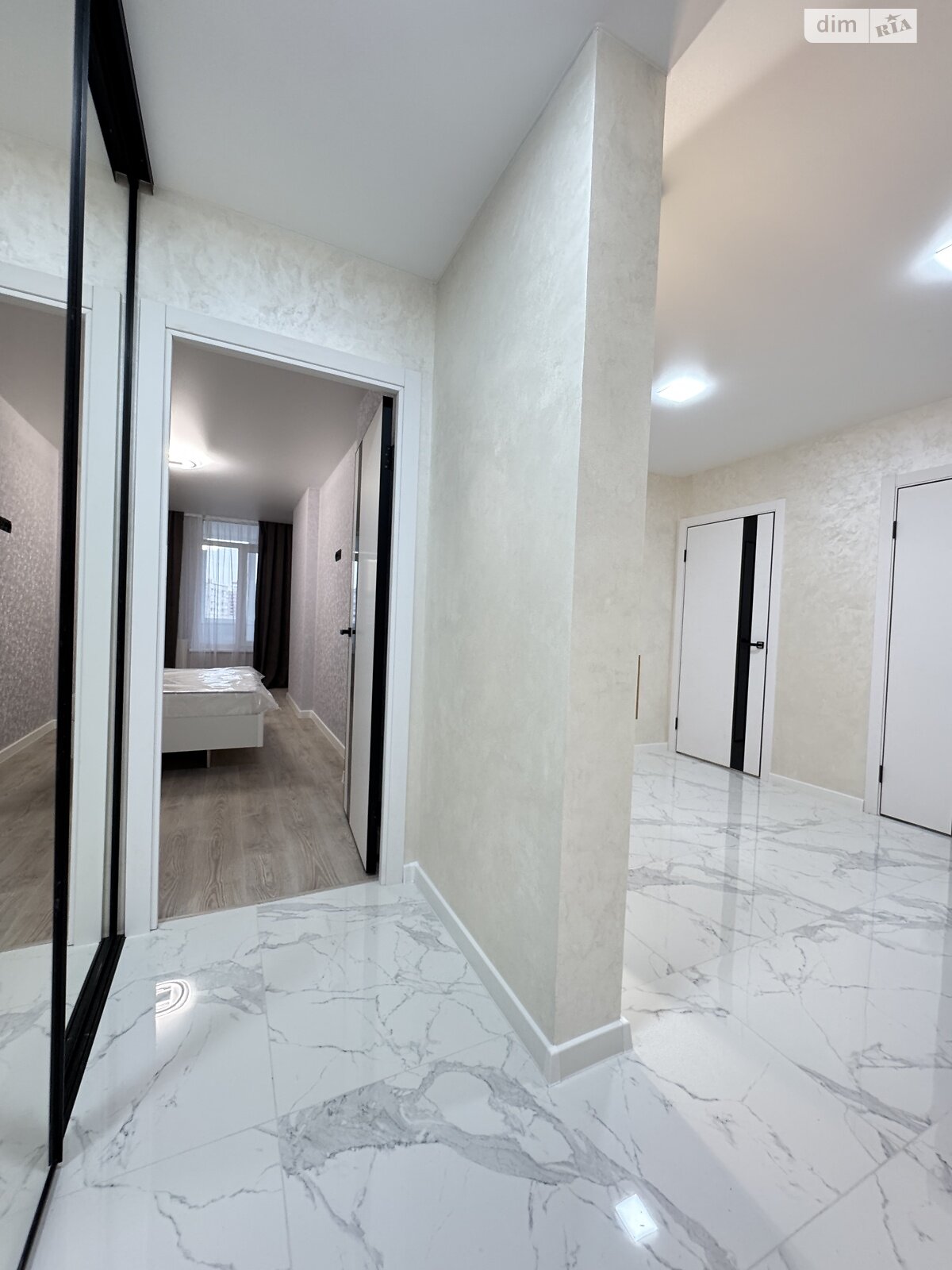 Продаж двокімнатної квартири в Тернополі, на вул. Київська 9Г, район Бам фото 1 Продаж двокімнатної квартири в Тернополі, на вул. Київська 9Г, район Бам фото 1