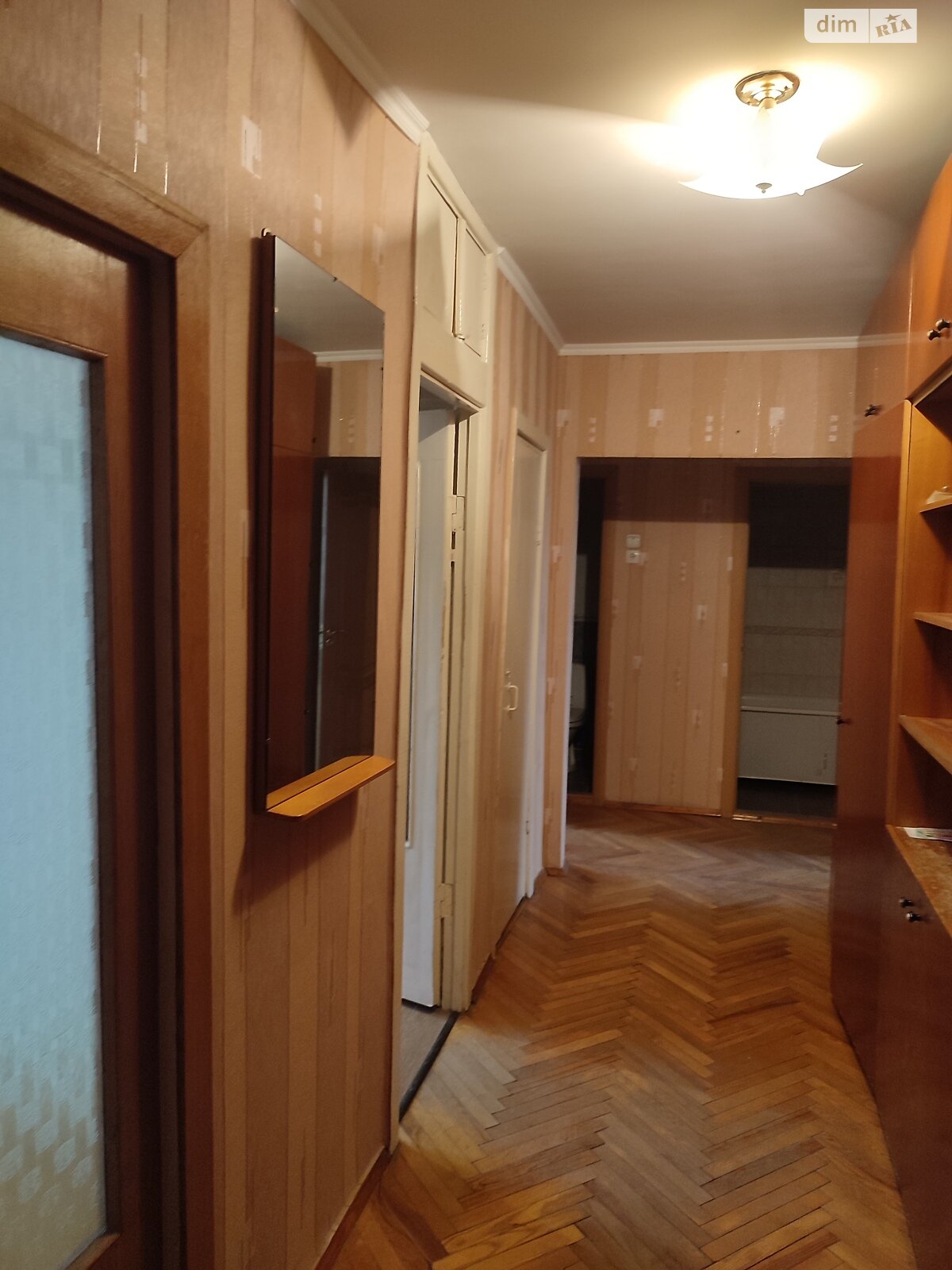 Продаж трикімнатної квартири в Тернополі, на вул. Київська, район Бам фото 1 Продаж трикімнатної квартири в Тернополі, на вул. Київська, район Бам фото 1
