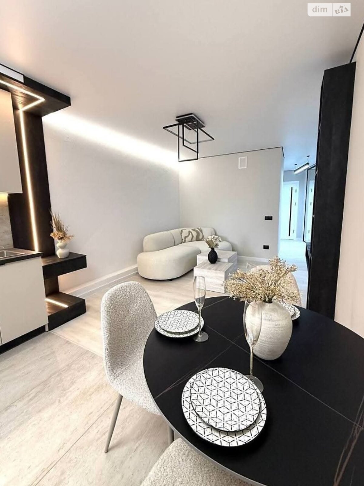 Продажа двухкомнатной квартиры в Тернополе, на ул. Киевская 9Г, район Бам фото 1 Продажа двухкомнатной квартиры в Тернополе, на ул. Киевская 9Г, район Бам фото 1