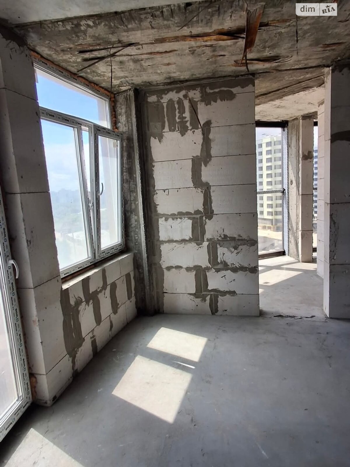 Продажа трехкомнатной квартиры в Тернополе, на ул. Киевская 9Б, район Бам фото 1 Продажа трехкомнатной квартиры в Тернополе, на ул. Киевская 9Б, район Бам фото 1