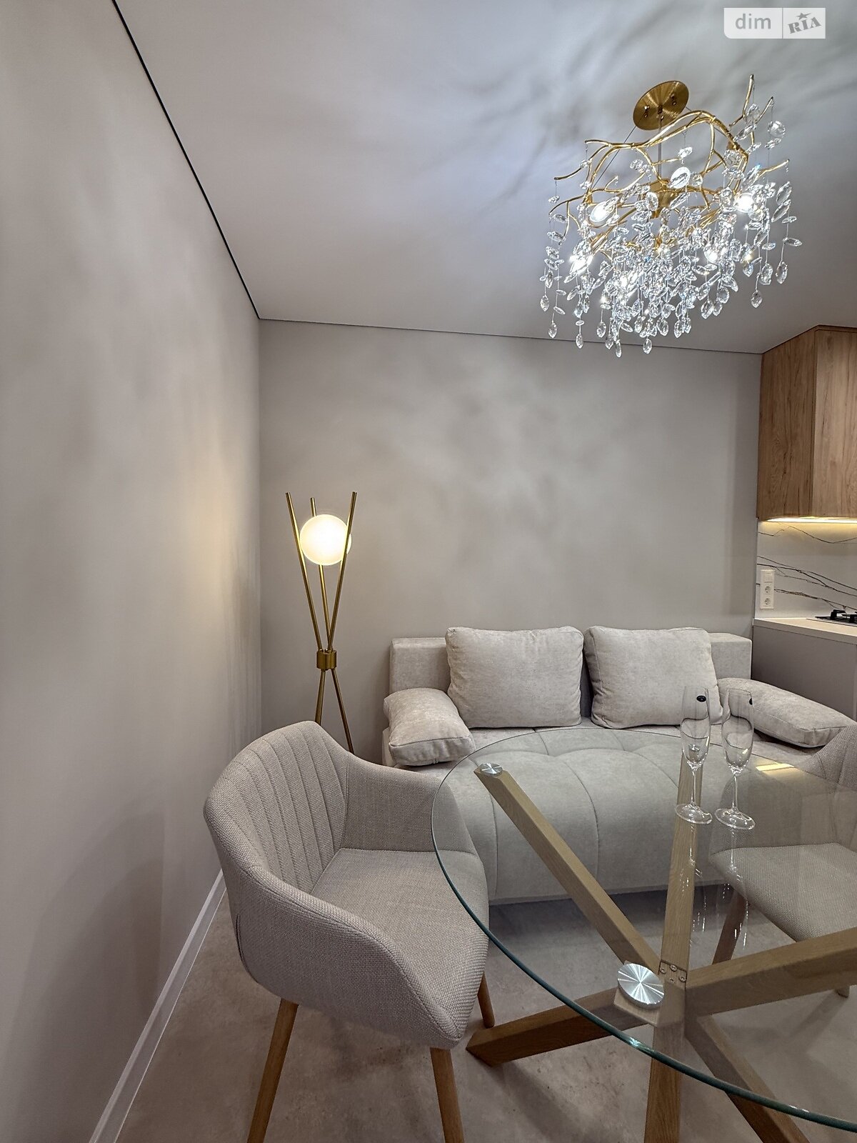 Продажа двухкомнатной квартиры в Тернополе, на ул. Киевская 9Д, район Бам фото 1 Продажа двухкомнатной квартиры в Тернополе, на ул. Киевская 9Д, район Бам фото 1
