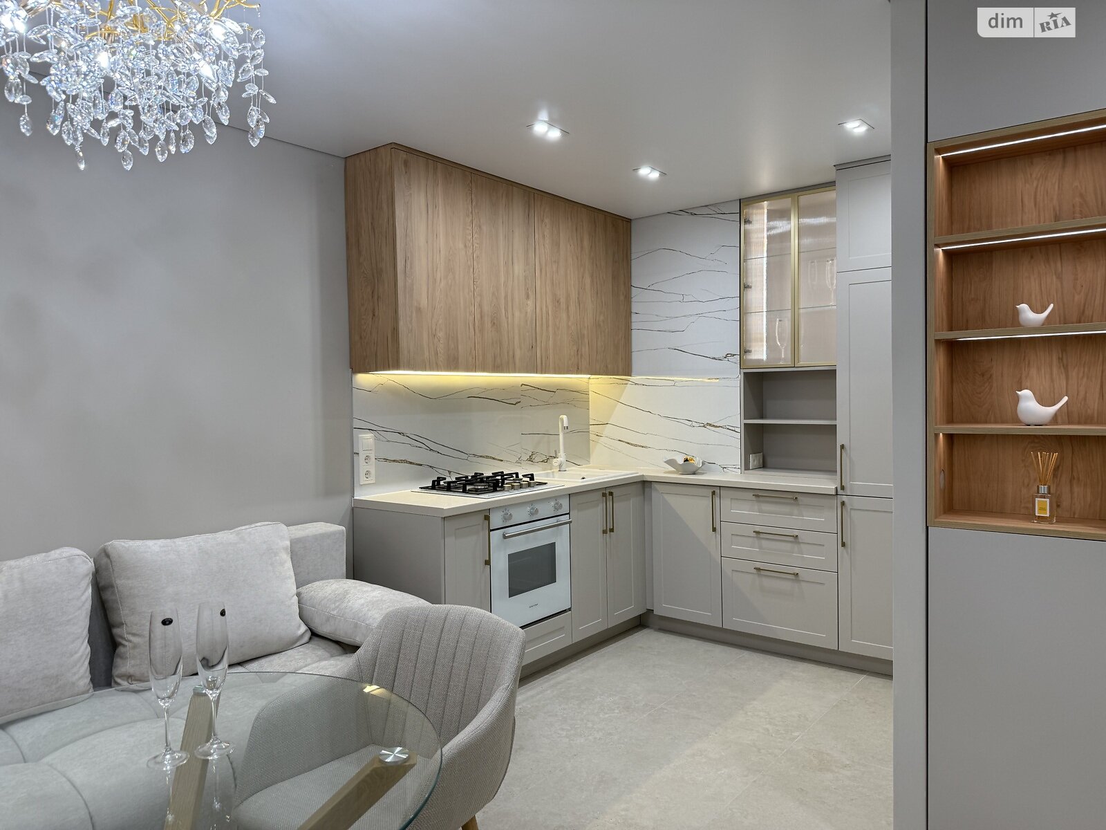 Продажа двухкомнатной квартиры в Тернополе, на ул. Киевская 9Д, район Бам фото 1 Продажа двухкомнатной квартиры в Тернополе, на ул. Киевская 9Д, район Бам фото 1