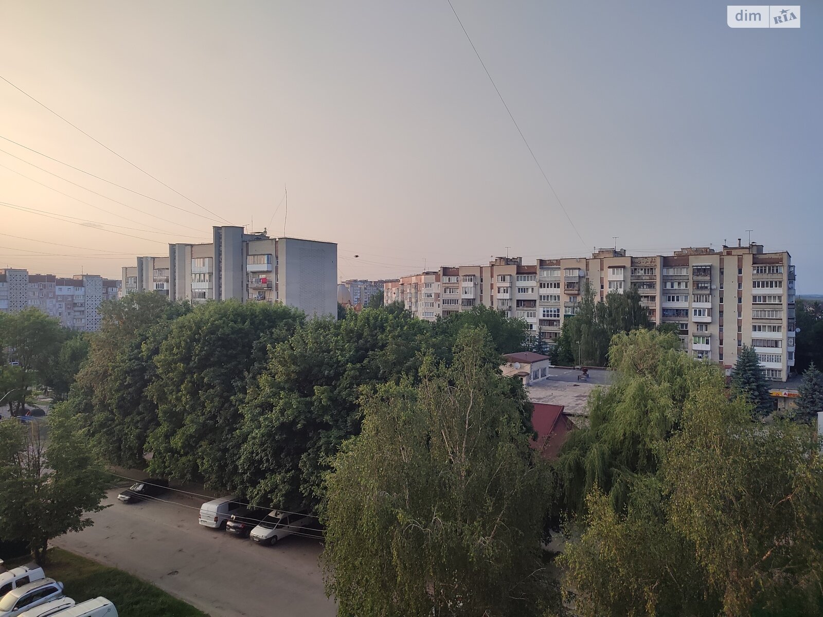 Продаж трикімнатної квартири в Тернополі, на вул. Київська, район Бам фото 1 Продаж трикімнатної квартири в Тернополі, на вул. Київська, район Бам фото 1