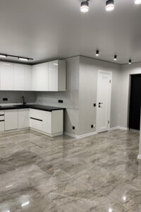 Продаж двокімнатної квартири в Тернополі, на вул. Київська, район Бам фото 2