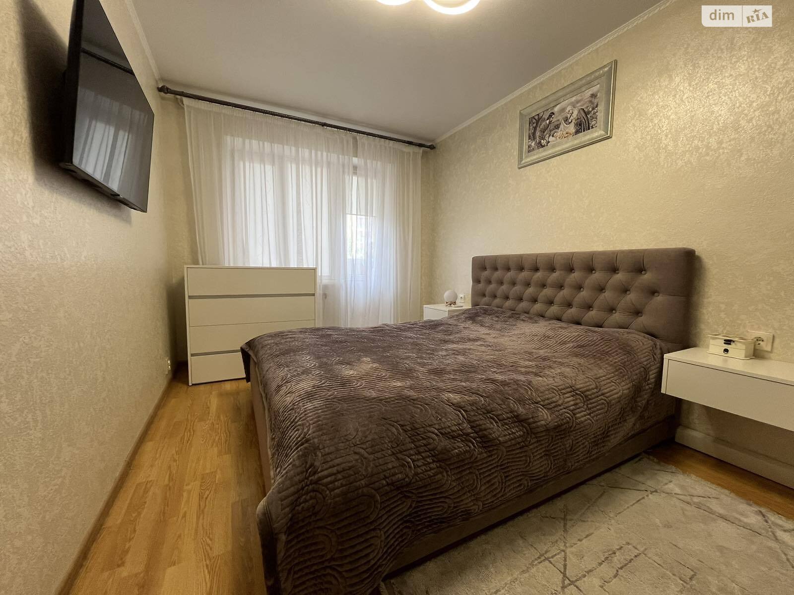 Продажа трехкомнатной квартиры в Тернополе, на ул. Киевская 8, район Бам фото 1 Продажа трехкомнатной квартиры в Тернополе, на ул. Киевская 8, район Бам фото 1