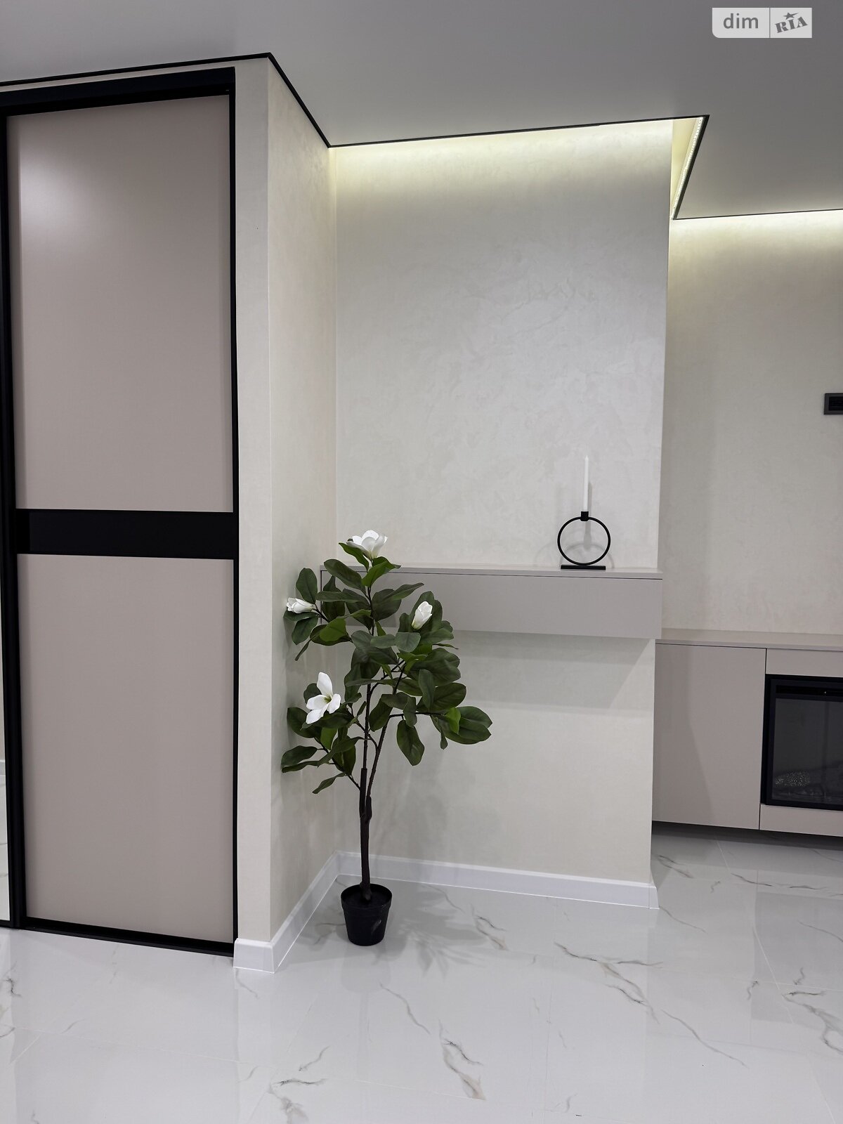 Продажа двухкомнатной квартиры в Тернополе, на ул. Киевская 9Д, район Бам фото 1 Продажа двухкомнатной квартиры в Тернополе, на ул. Киевская 9Д, район Бам фото 1