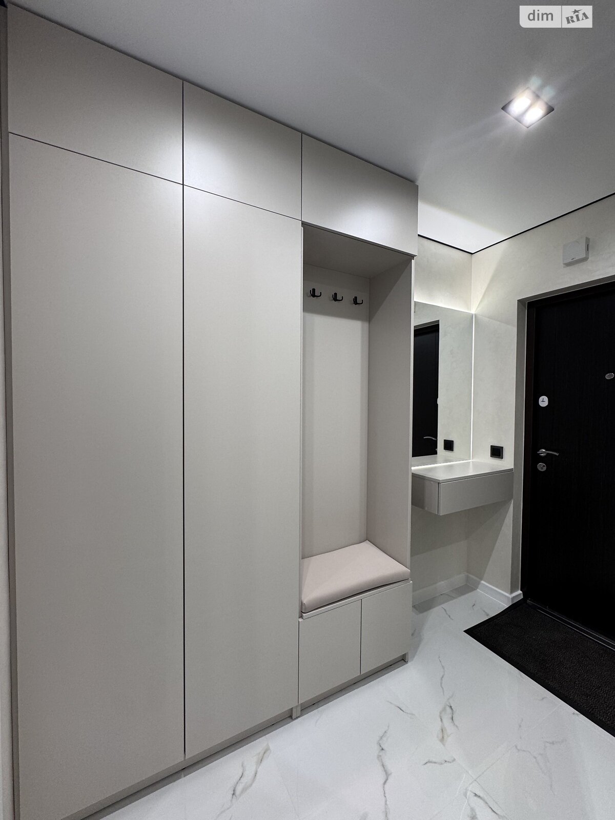 Продажа двухкомнатной квартиры в Тернополе, на ул. Киевская 9Д, район Бам фото 1 Продажа двухкомнатной квартиры в Тернополе, на ул. Киевская 9Д, район Бам фото 1