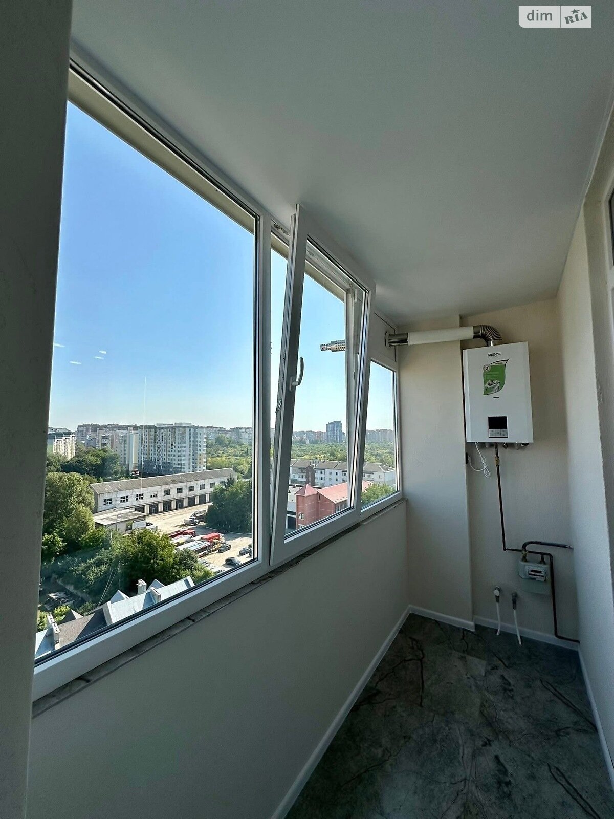 Продаж двокімнатної квартири в Тернополі, на вул. Київська 9Г, район Бам фото 1 Продаж двокімнатної квартири в Тернополі, на вул. Київська 9Г, район Бам фото 1