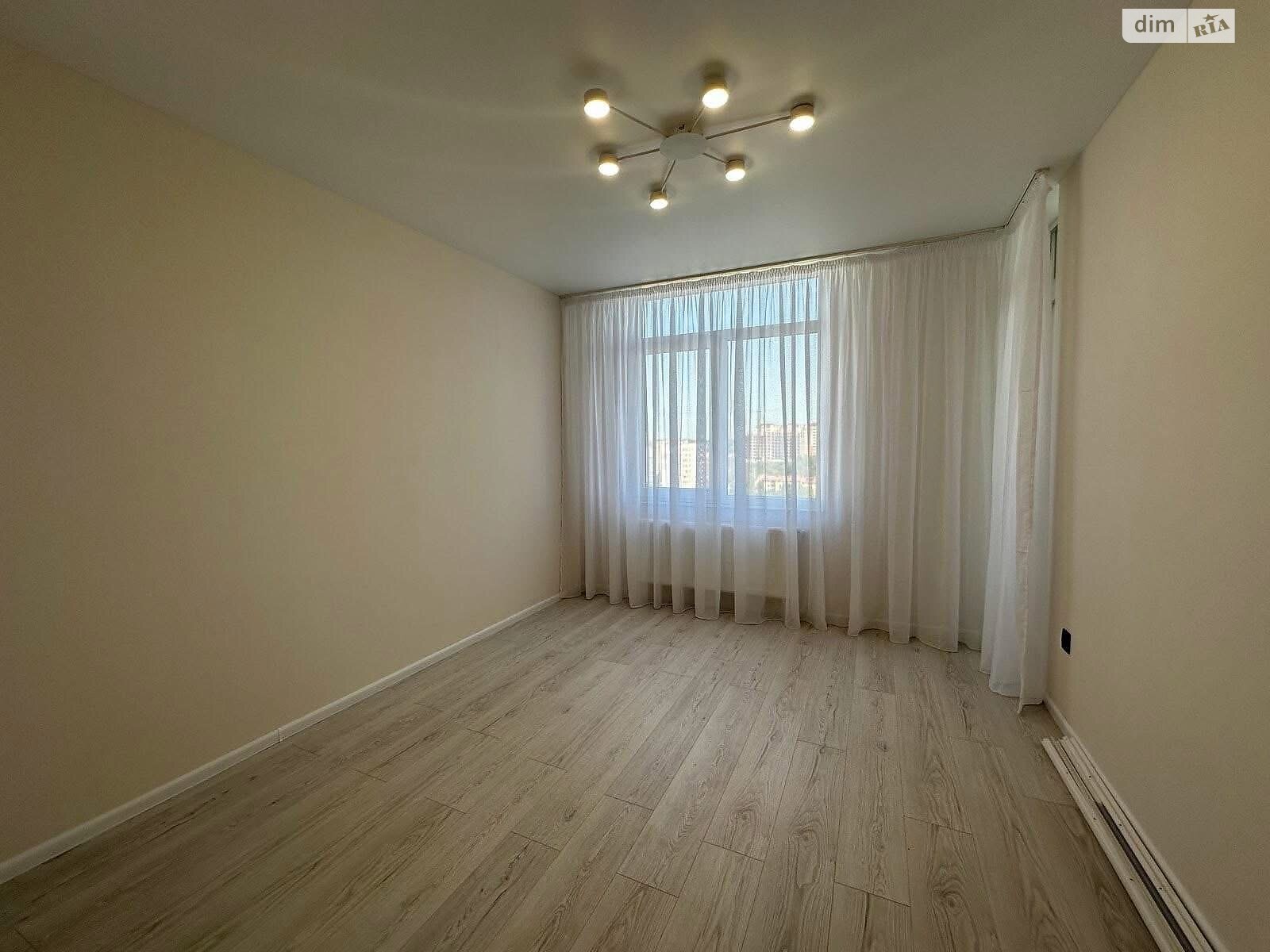 Продаж двокімнатної квартири в Тернополі, на вул. Київська 9Г, район Бам фото 1 Продаж двокімнатної квартири в Тернополі, на вул. Київська 9Г, район Бам фото 1
