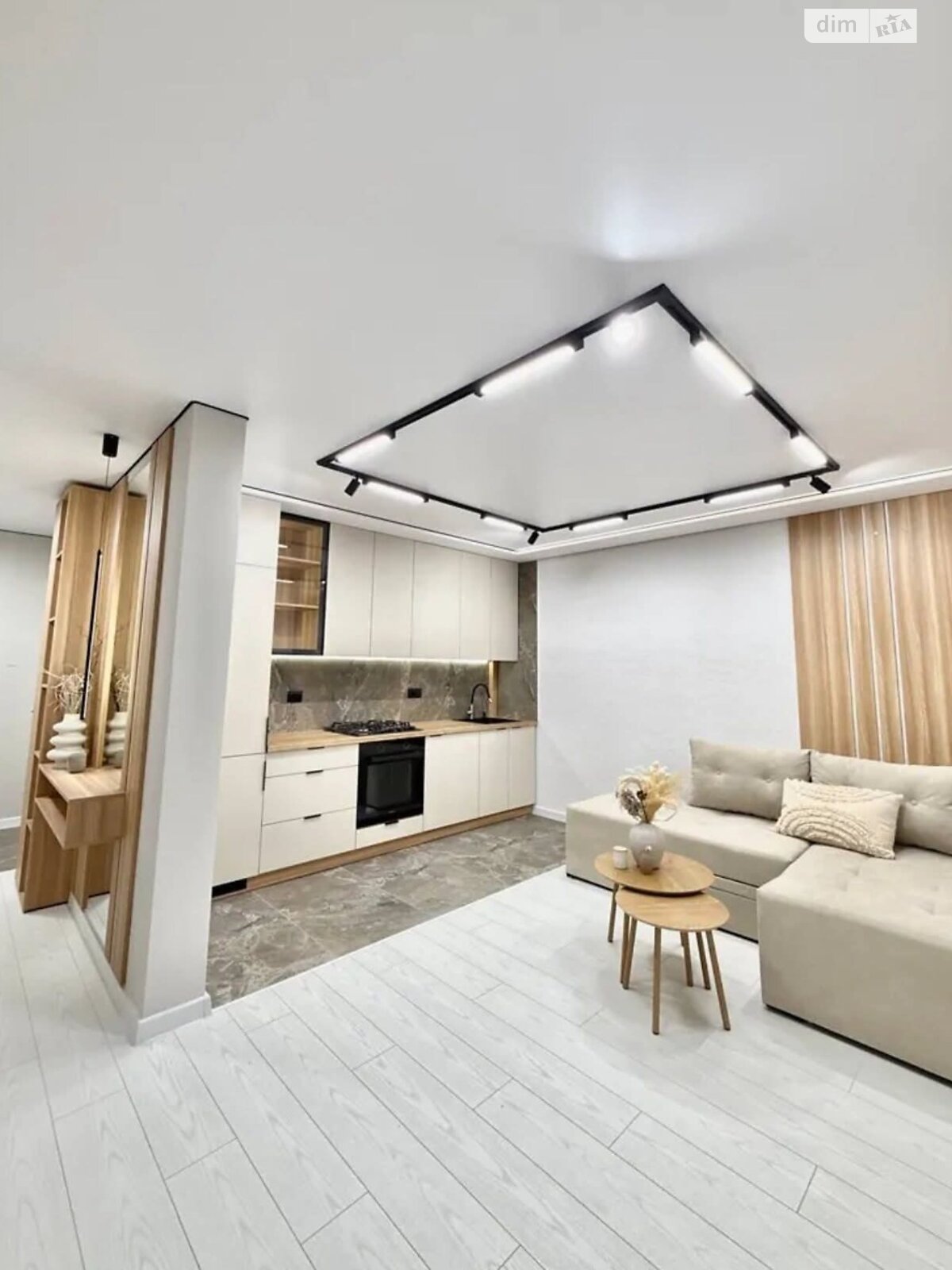 Продаж двокімнатної квартири в Тернополі, на вул. Київська 9Г, район Бам фото 1 Продаж двокімнатної квартири в Тернополі, на вул. Київська 9Г, район Бам фото 1