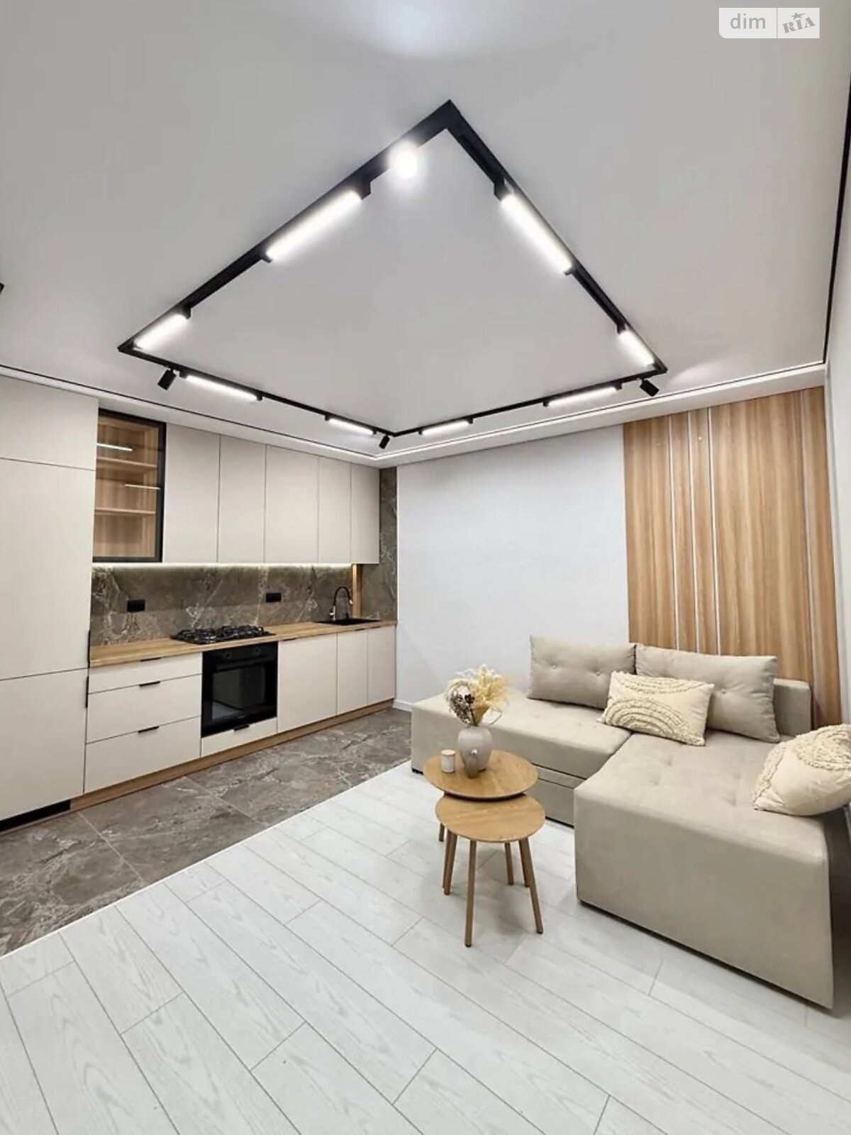 Продаж двокімнатної квартири в Тернополі, на вул. Київська 9Г, район Бам фото 1 Продаж двокімнатної квартири в Тернополі, на вул. Київська 9Г, район Бам фото 1