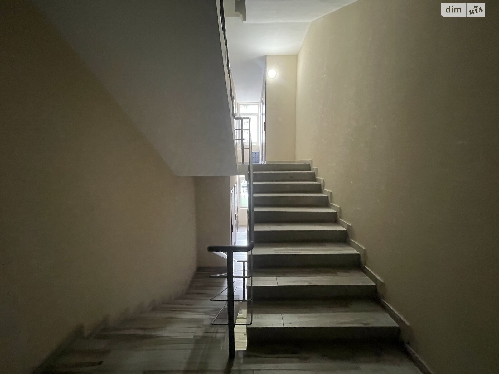 Продаж однокімнатної квартири в Тернополі, на вул. Київська, район Бам фото 1 Продаж однокімнатної квартири в Тернополі, на вул. Київська, район Бам фото 1