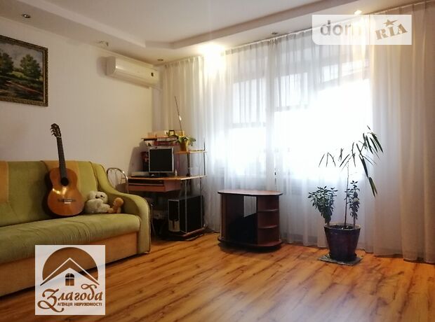 Продажа трехкомнатной квартиры в Тернополе, на Королева улица район Бам фото 1 Продажа трехкомнатной квартиры в Тернополе, на Королева улица район Бам фото 1