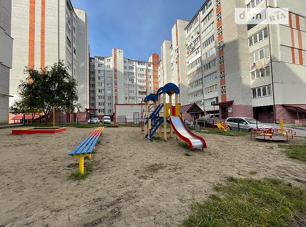 Продажа двухкомнатной квартиры в Тернополе, на ул. Королева, район Бам фото 1 Продажа двухкомнатной квартиры в Тернополе, на ул. Королева, район Бам фото 1