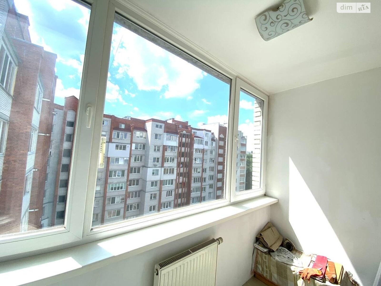 Продаж трикімнатної квартири в Тернополі, на вул. Академіка Сергія Корольова, район Бам фото 1 Продаж трикімнатної квартири в Тернополі, на вул. Академіка Сергія Корольова, район Бам фото 1