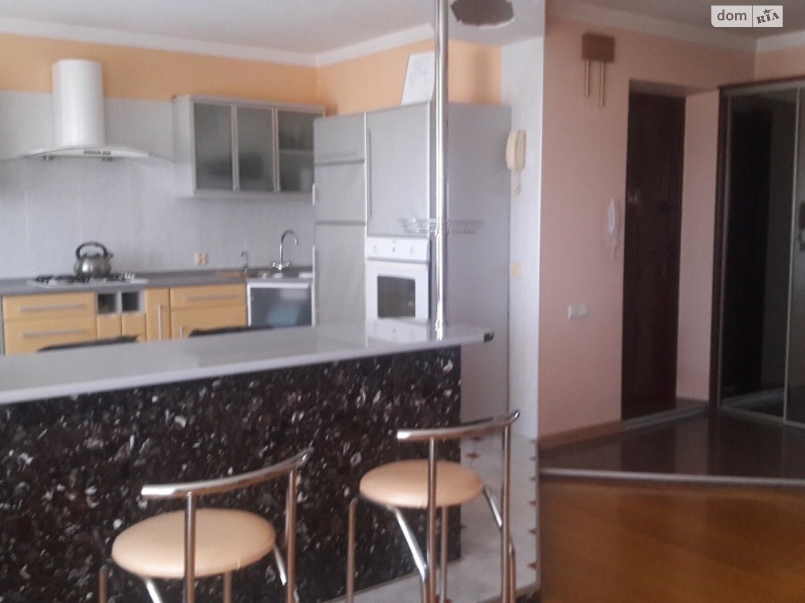 Продажа трехкомнатной квартиры в Тернополе, на ул. Сахарова Андрея Академика, район Бам фото 1 Продажа трехкомнатной квартиры в Тернополе, на ул. Сахарова Андрея Академика, район Бам фото 1