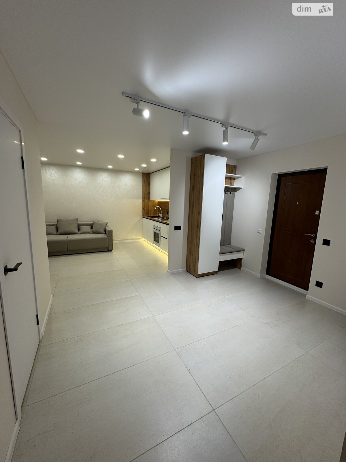 Продажа трехкомнатной квартиры в Тернополе, на ул. Сахарова Андрея Академика, район Бам фото 1 Продажа трехкомнатной квартиры в Тернополе, на ул. Сахарова Андрея Академика, район Бам фото 1