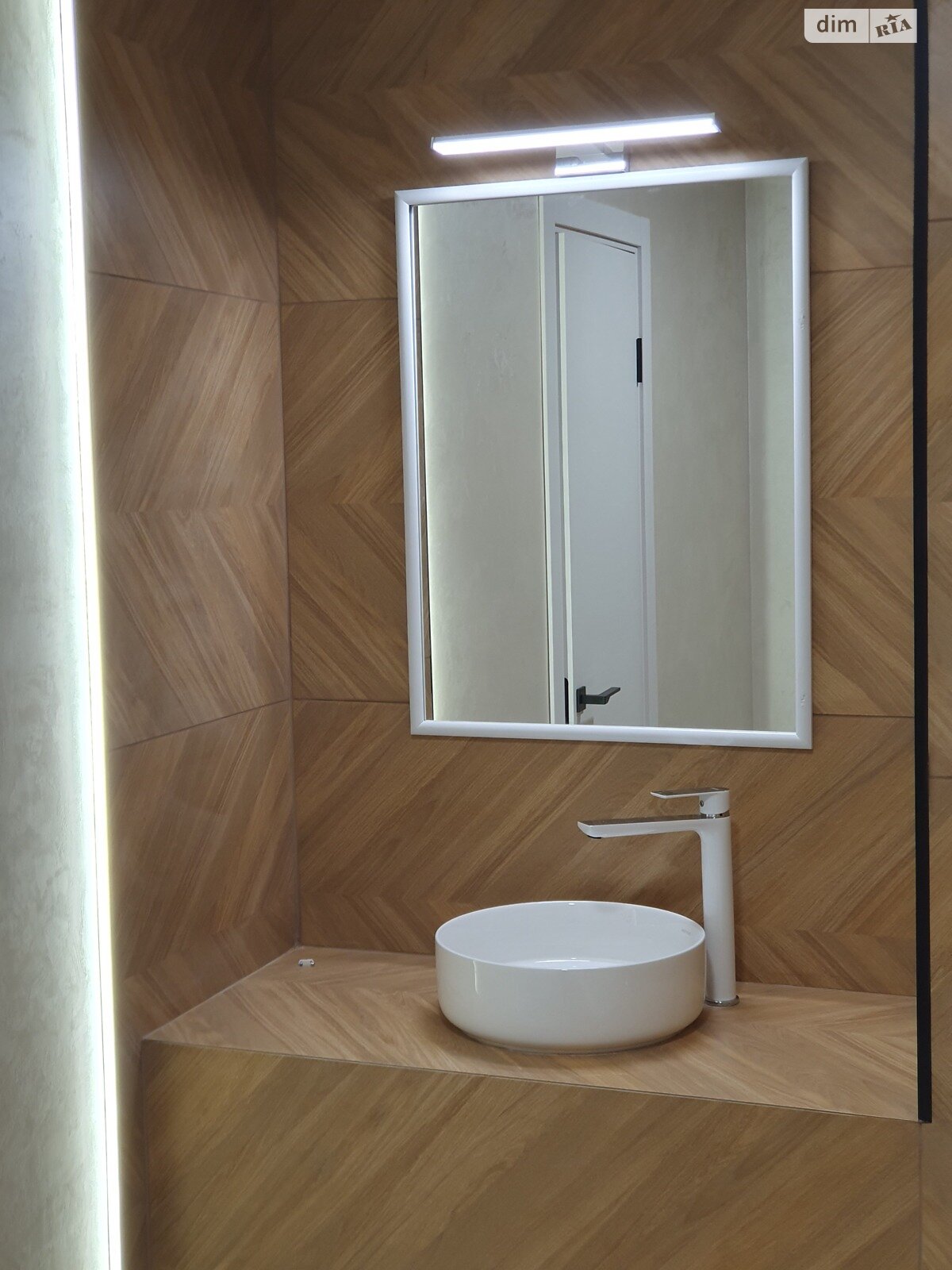 Продажа трехкомнатной квартиры в Тернополе, на ул. Сахарова Андрея Академика 8, район Бам фото 1