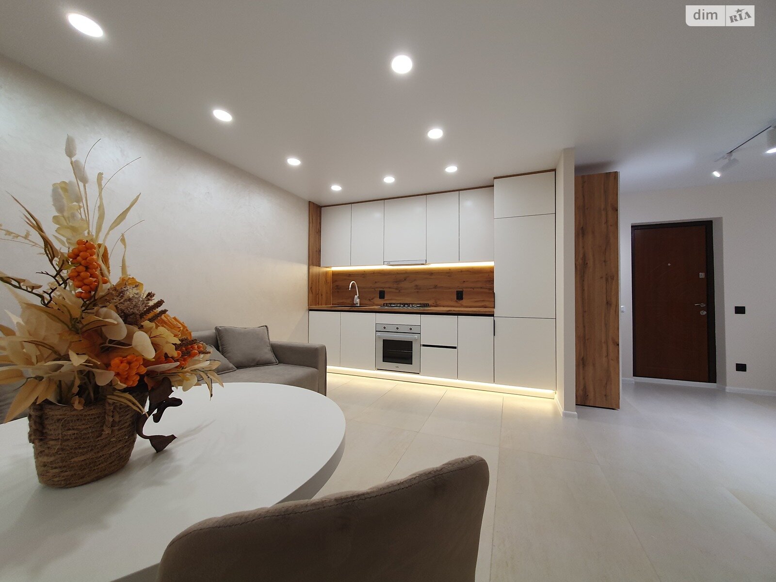 Продажа трехкомнатной квартиры в Тернополе, на ул. Сахарова Андрея Академика 8, район Бам фото 1