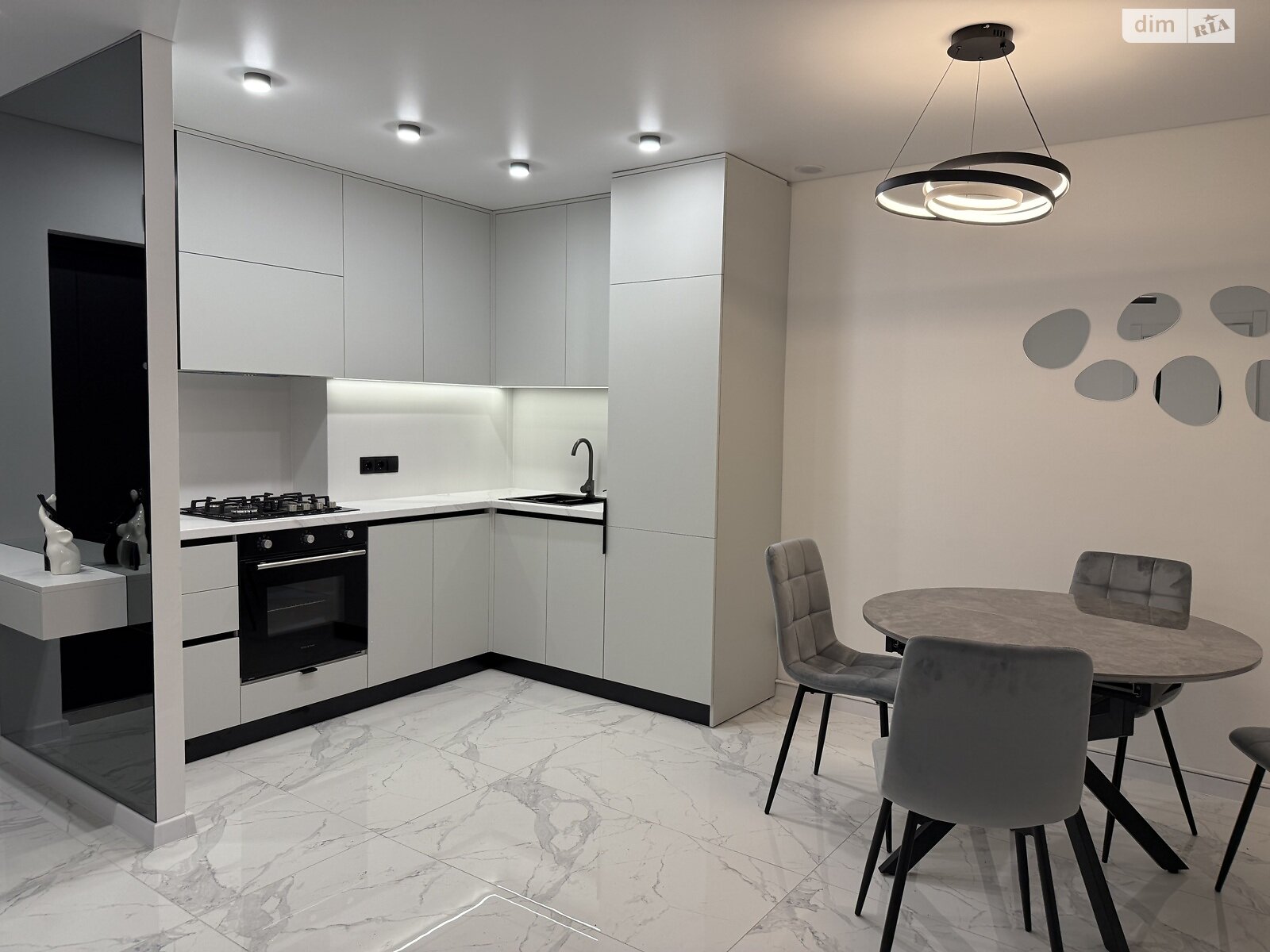 Продажа двухкомнатной квартиры в Тернополе, на ул. Смакулы 8, район Бам фото 1 Продажа двухкомнатной квартиры в Тернополе, на ул. Смакулы 8, район Бам фото 1