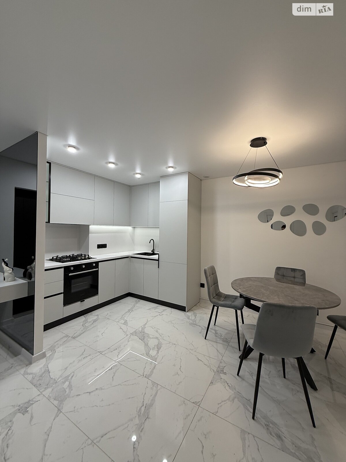 Продажа двухкомнатной квартиры в Тернополе, на ул. Смакулы 8, район Бам фото 1 Продажа двухкомнатной квартиры в Тернополе, на ул. Смакулы 8, район Бам фото 1