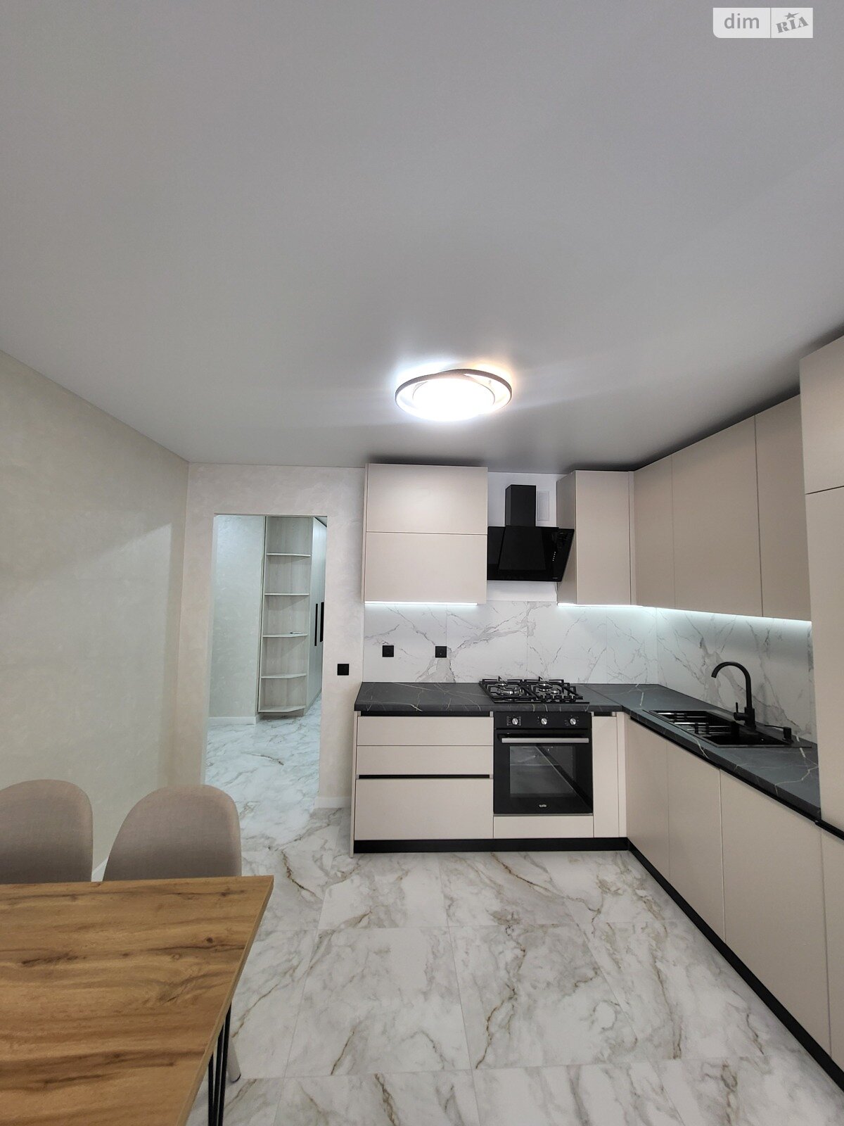 Продаж двокімнатної квартири в Тернополі, на вул. Смакули 8, район Бам фото 1 Продаж двокімнатної квартири в Тернополі, на вул. Смакули 8, район Бам фото 1