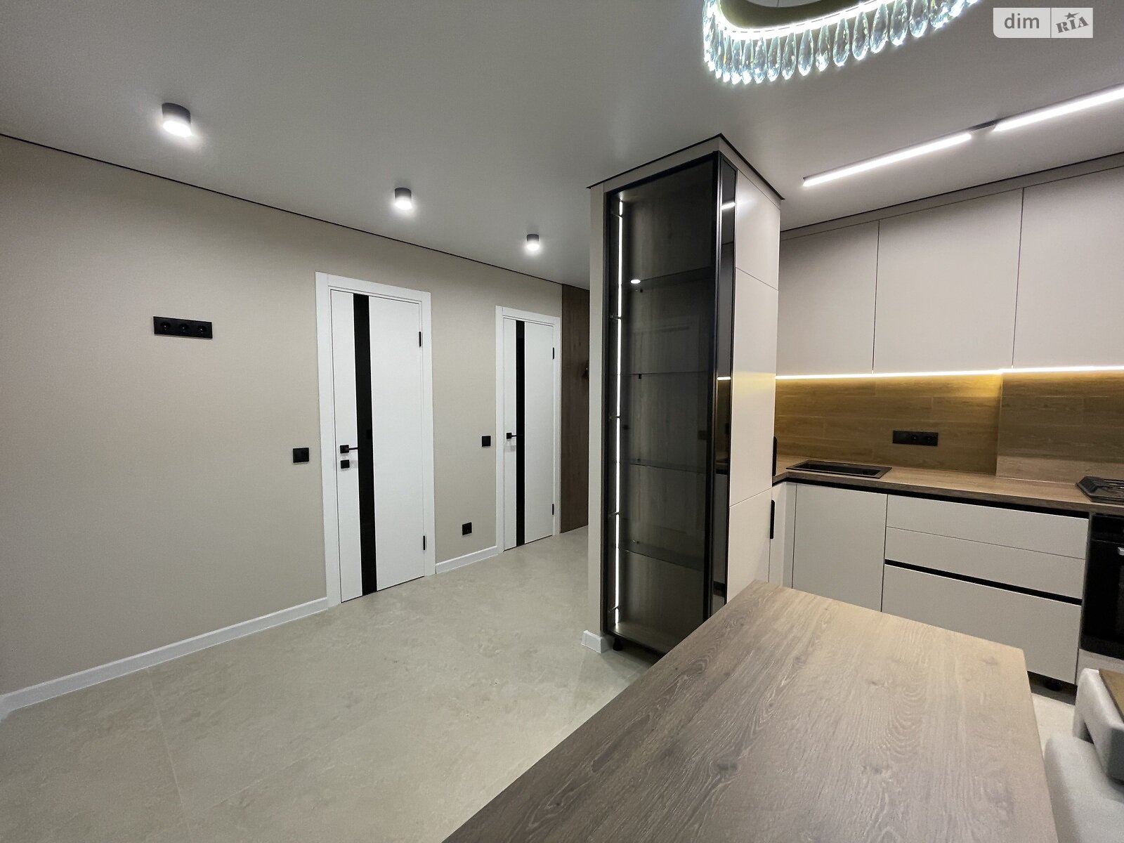 Продажа двухкомнатной квартиры в Тернополе, на ул. Смакулы, район Бам фото 1 Продажа двухкомнатной квартиры в Тернополе, на ул. Смакулы, район Бам фото 1