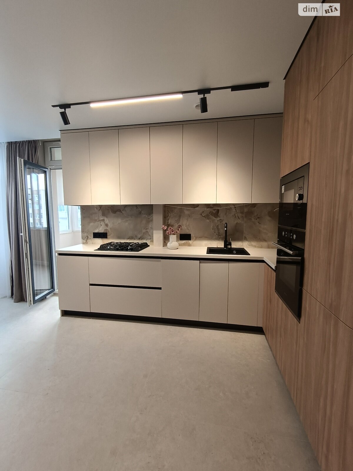 Продаж двокімнатної квартири в Тернополі, на вул. Смакули 7, район Бам фото 1 Продаж двокімнатної квартири в Тернополі, на вул. Смакули 7, район Бам фото 1