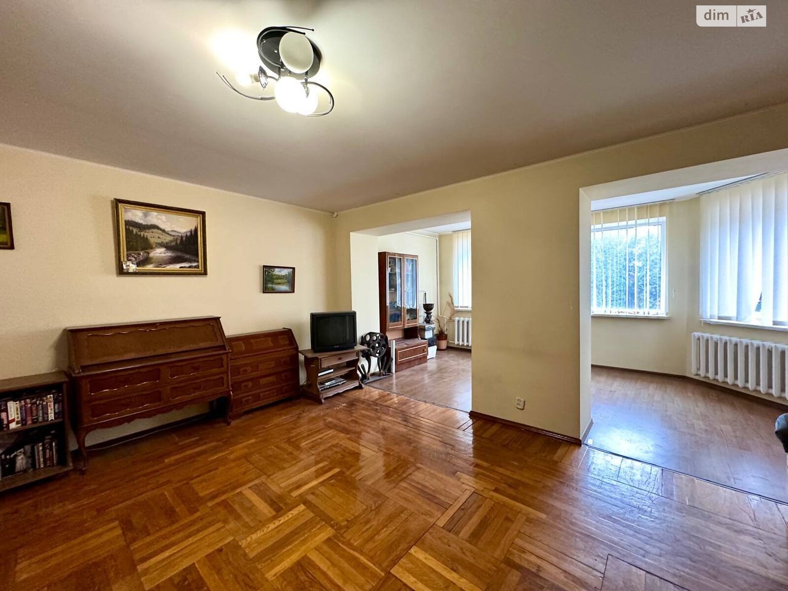 Продажа пятикомнатной квартиры в Тернополе, на ул. Смакулы, район Бам фото 1 Продажа пятикомнатной квартиры в Тернополе, на ул. Смакулы, район Бам фото 1