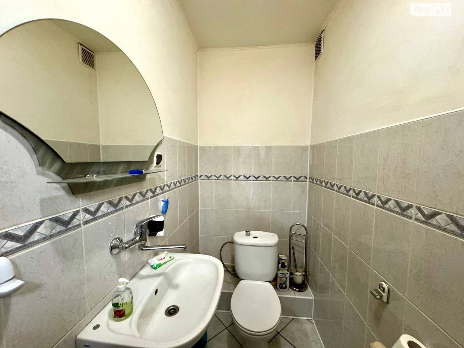 Продажа пятикомнатной квартиры в Тернополе, на ул. Смакулы, район Бам фото 1 Продажа пятикомнатной квартиры в Тернополе, на ул. Смакулы, район Бам фото 1