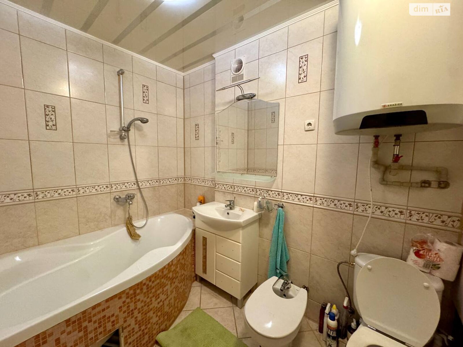 Продажа пятикомнатной квартиры в Тернополе, на ул. Смакулы, район Бам фото 1 Продажа пятикомнатной квартиры в Тернополе, на ул. Смакулы, район Бам фото 1