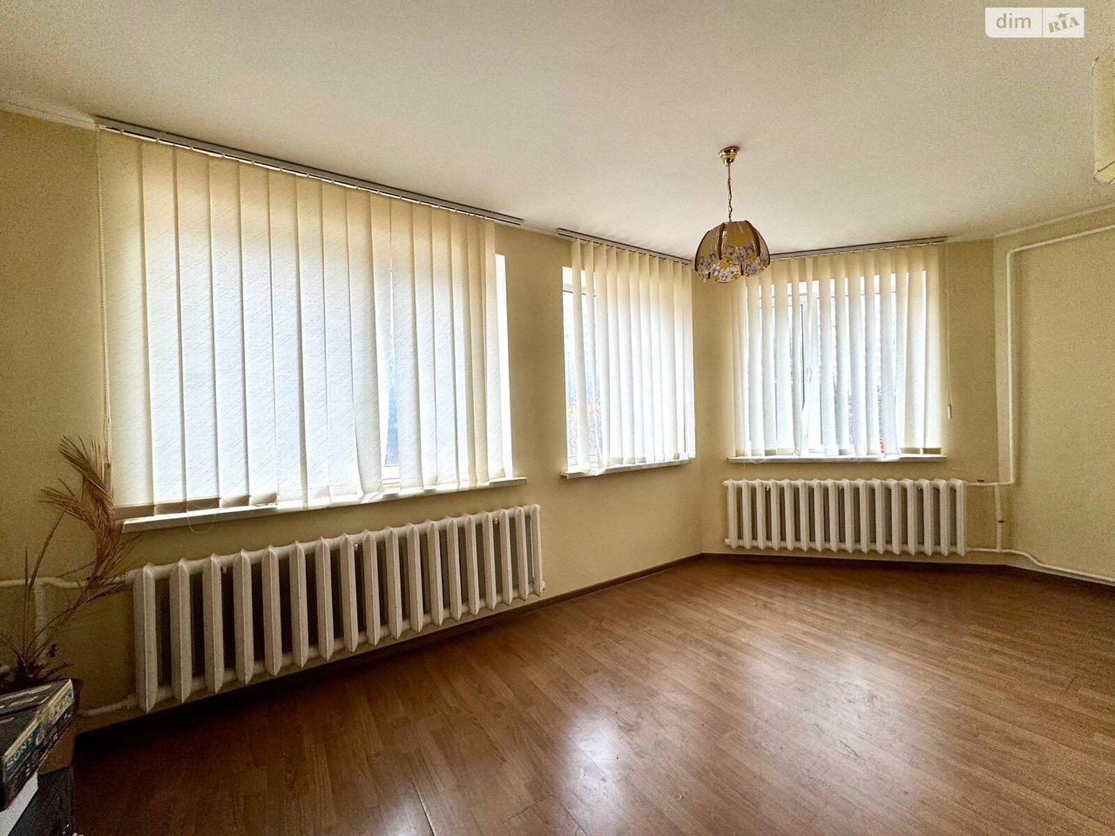 Продажа пятикомнатной квартиры в Тернополе, на ул. Смакулы, район Бам фото 1 Продажа пятикомнатной квартиры в Тернополе, на ул. Смакулы, район Бам фото 1