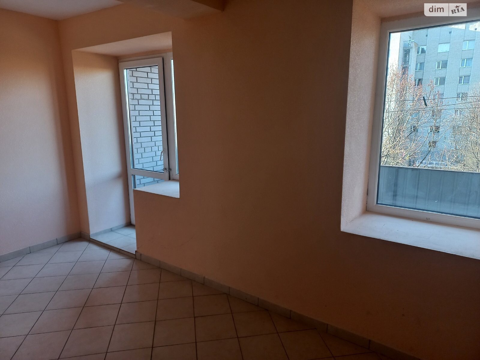 Продажа трехкомнатной квартиры в Тернополе, на ул. Генерала Мирона Тарнавского, район Бам фото 1 Продажа трехкомнатной квартиры в Тернополе, на ул. Генерала Мирона Тарнавского, район Бам фото 1