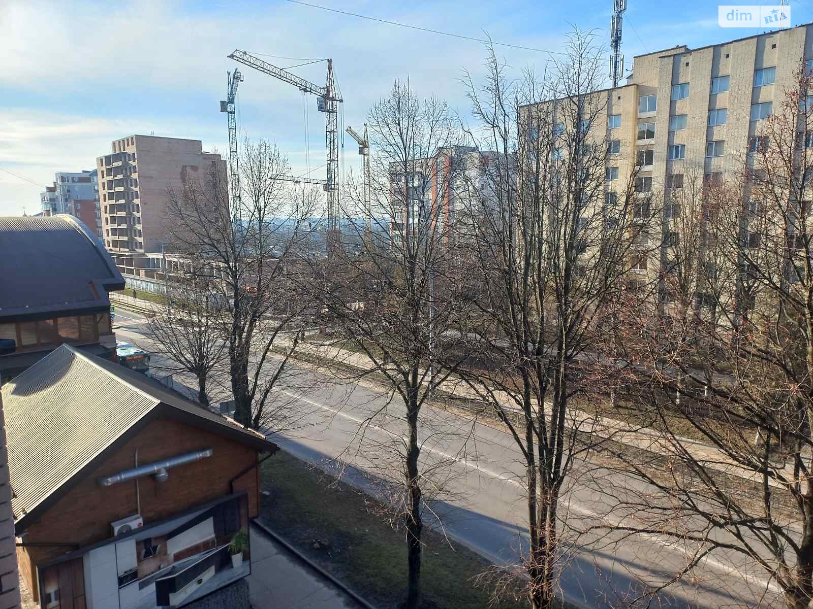 Продажа трехкомнатной квартиры в Тернополе, на ул. Генерала Мирона Тарнавского, район Бам фото 1 Продажа трехкомнатной квартиры в Тернополе, на ул. Генерала Мирона Тарнавского, район Бам фото 1