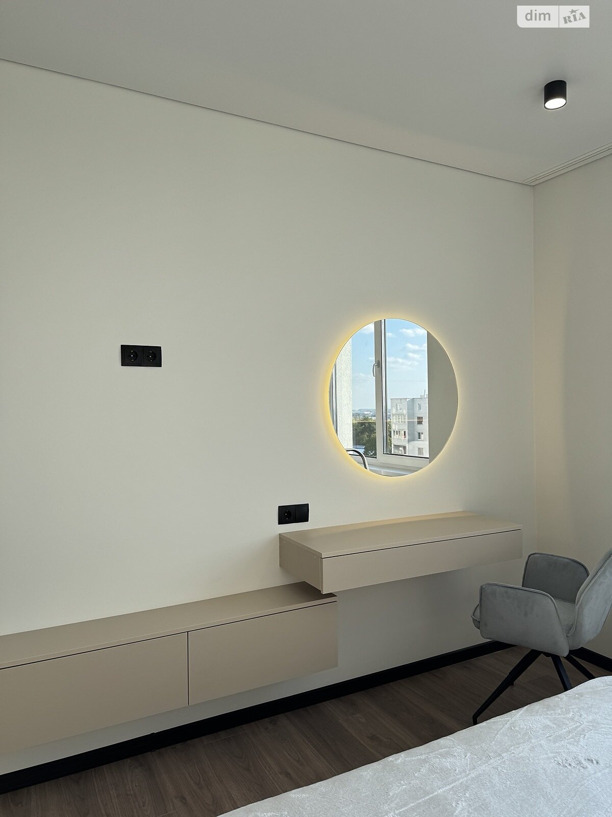 Продаж однокімнатної квартири в Тернополі, на вул. Цимбалістого 1, район Бам фото 1 Продаж однокімнатної квартири в Тернополі, на вул. Цимбалістого 1, район Бам фото 1