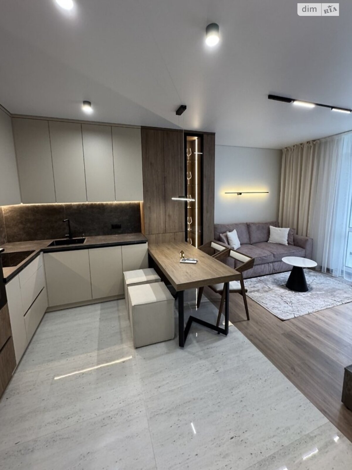 Продаж однокімнатної квартири в Тернополі, на вул. Цимбалістого 1, район Бам фото 1 Продаж однокімнатної квартири в Тернополі, на вул. Цимбалістого 1, район Бам фото 1